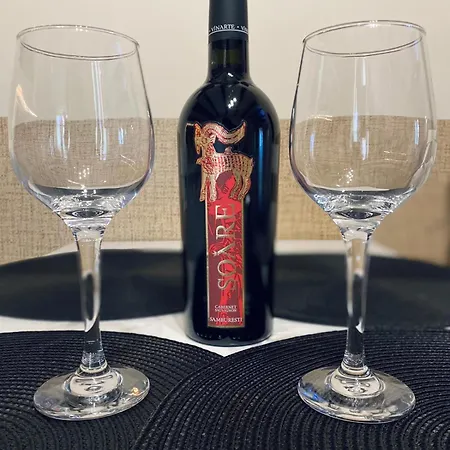 Apartment Cozy In The Heart Of The *